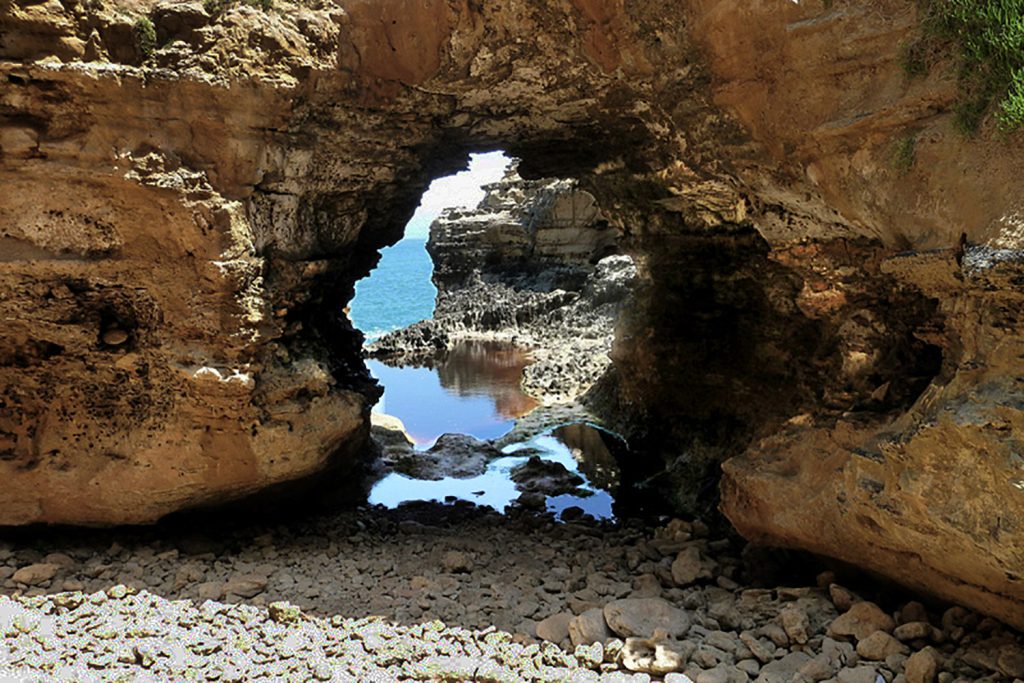 The Grotto - Australia by Frasser Mummery edited
